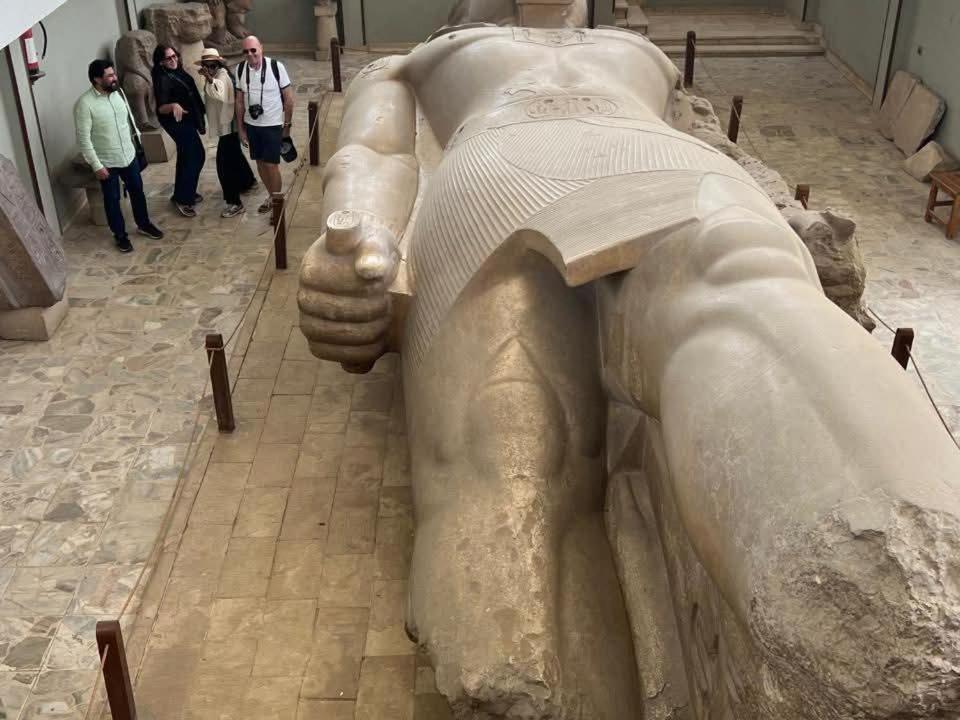 Falcon pyramids inn - Photo 65