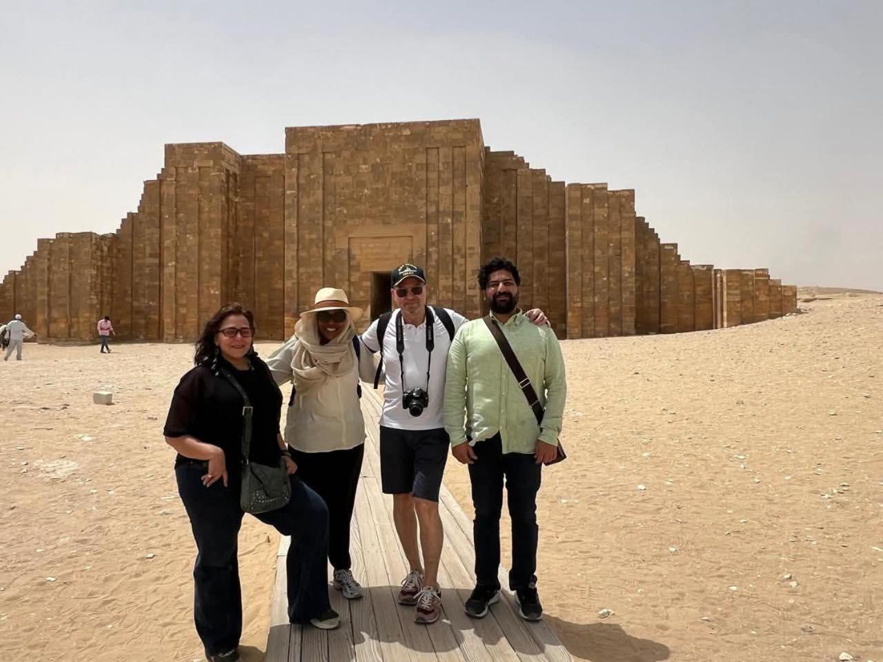 Falcon pyramids inn - Photo 64