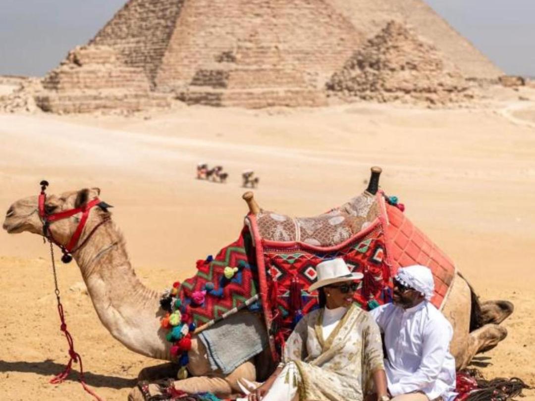 Falcon pyramids inn - Photo 53