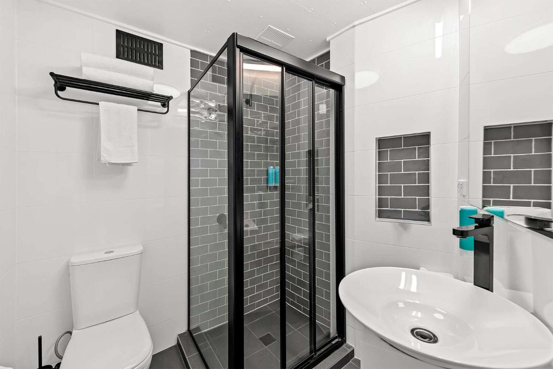 Madison Tower Mill Hotel - Photo 25