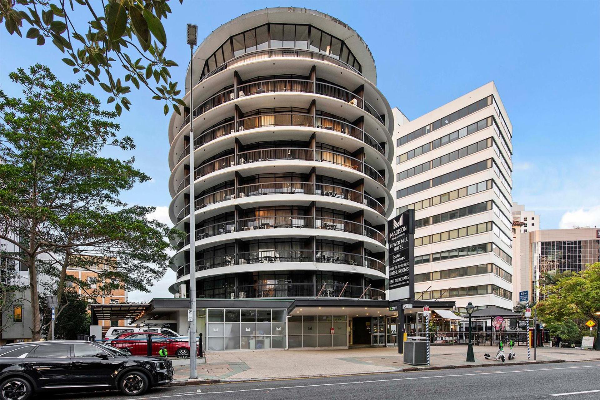 Madison Tower Mill Hotel - Photo 9