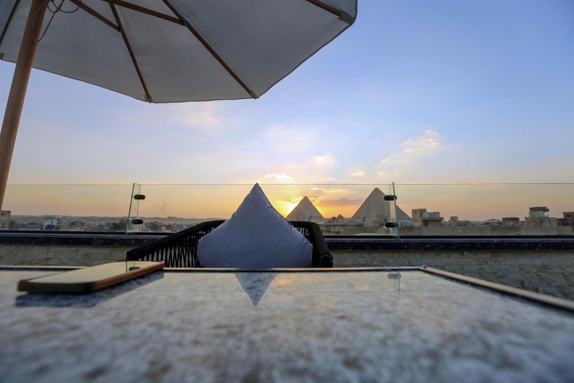 The SACRED ANGLE pyramids view - Photo 47