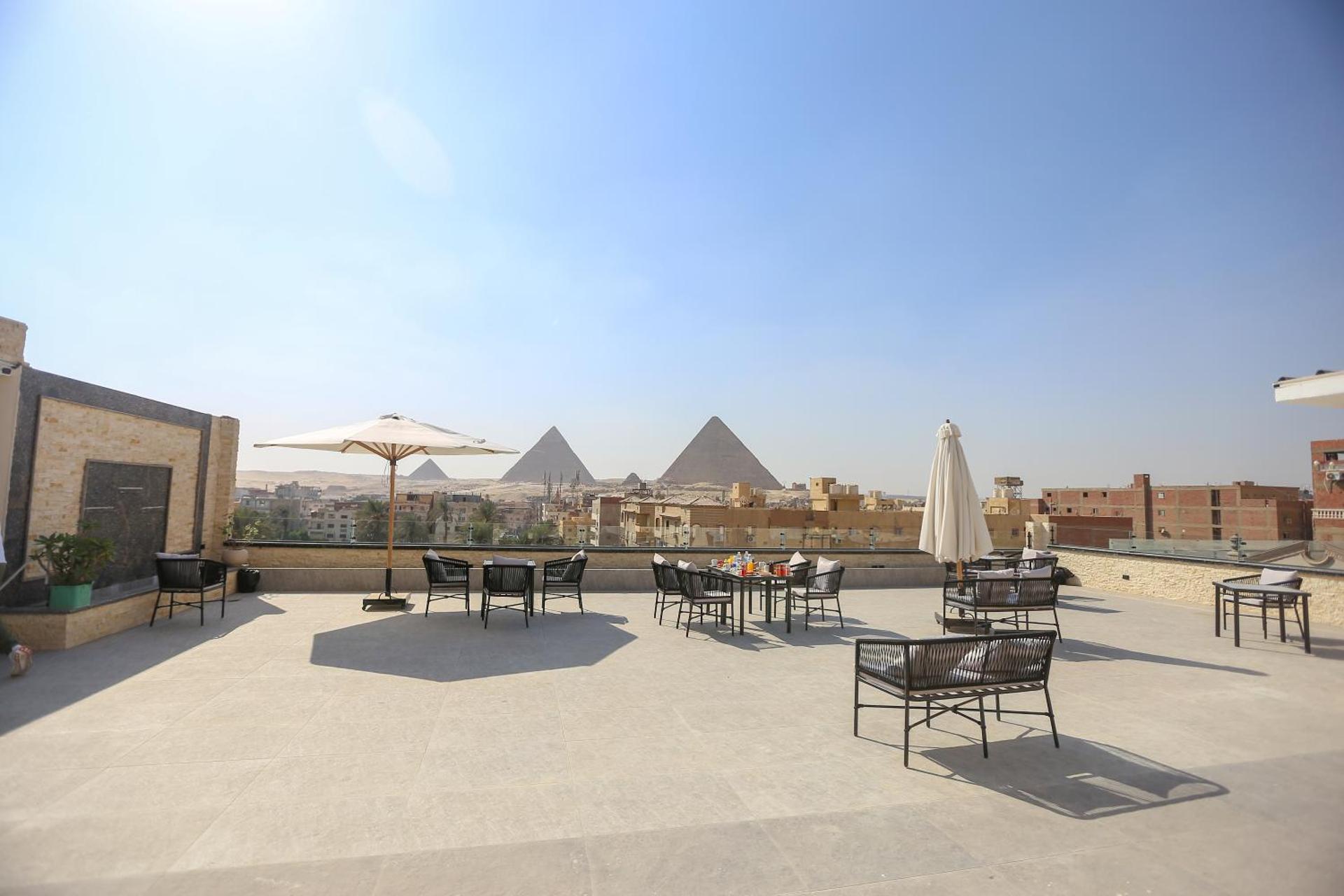 The SACRED ANGLE pyramids view - Photo 70