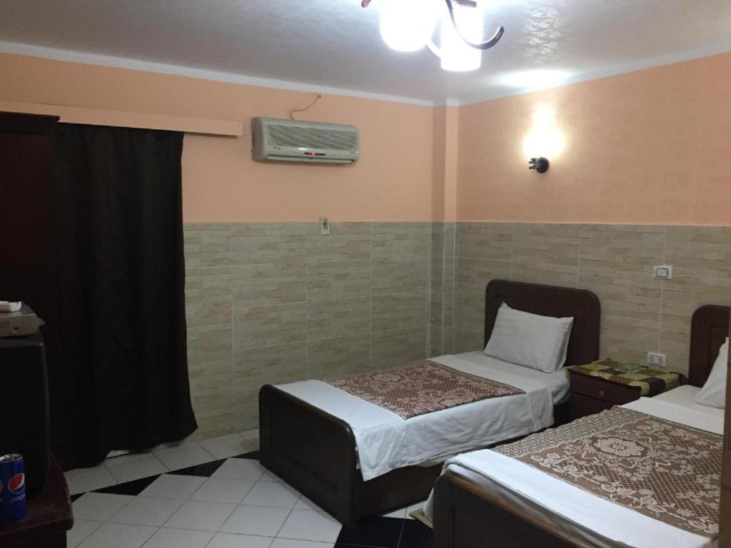 Venus Downtown Hotel - Photo 10