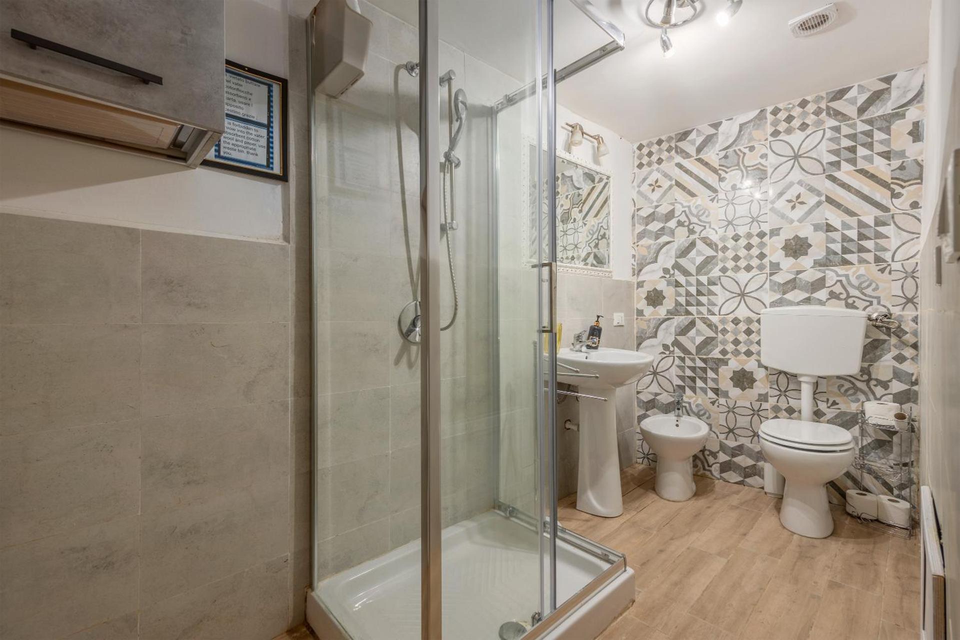 Pacini ironhouse - Photo 11