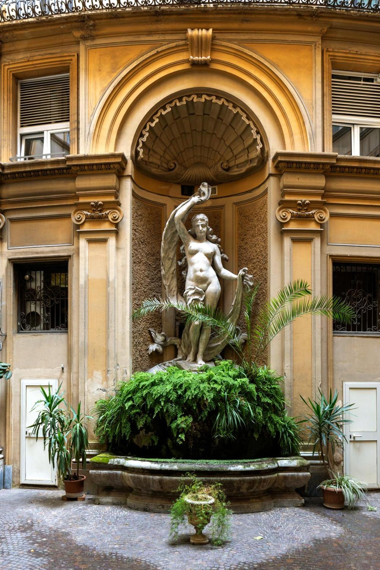 FOUR Suites Pantheon - Photo 17