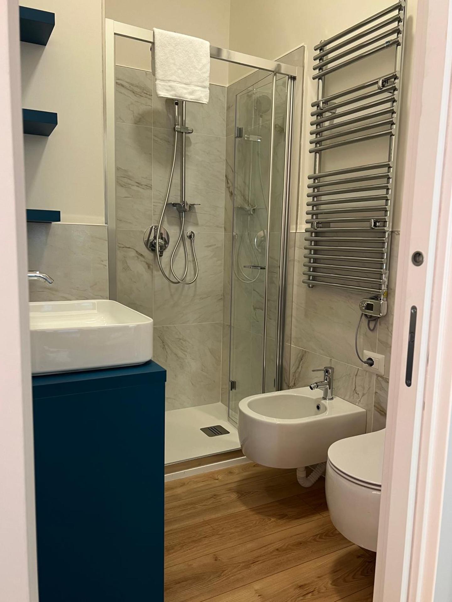 Upper Floor Passerini - Photo 13