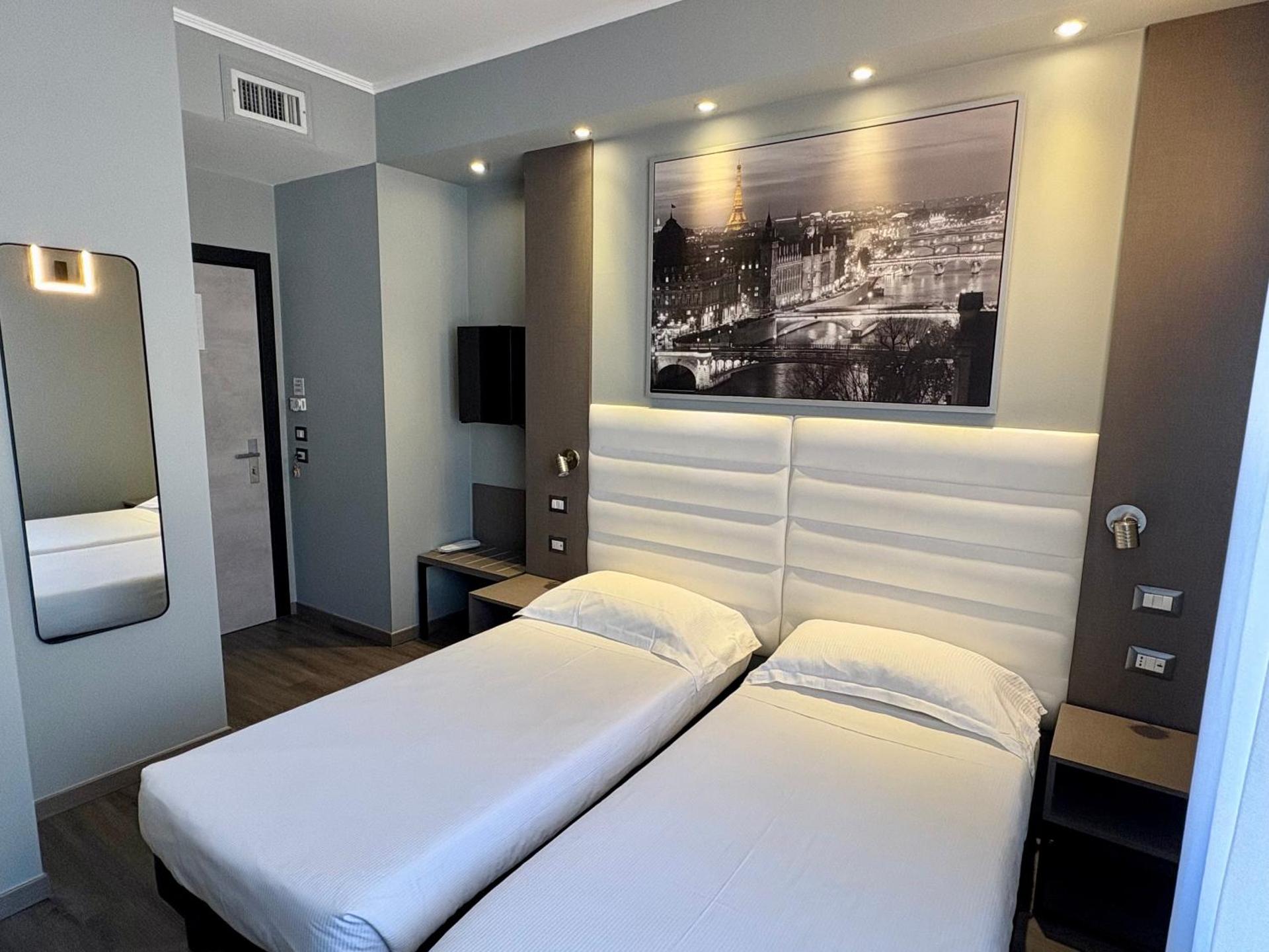 Hotel Perugino - Photo 38