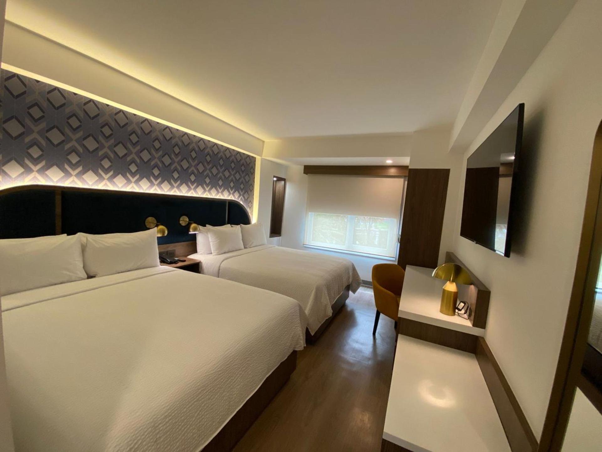 2 Queen Standard Room City View