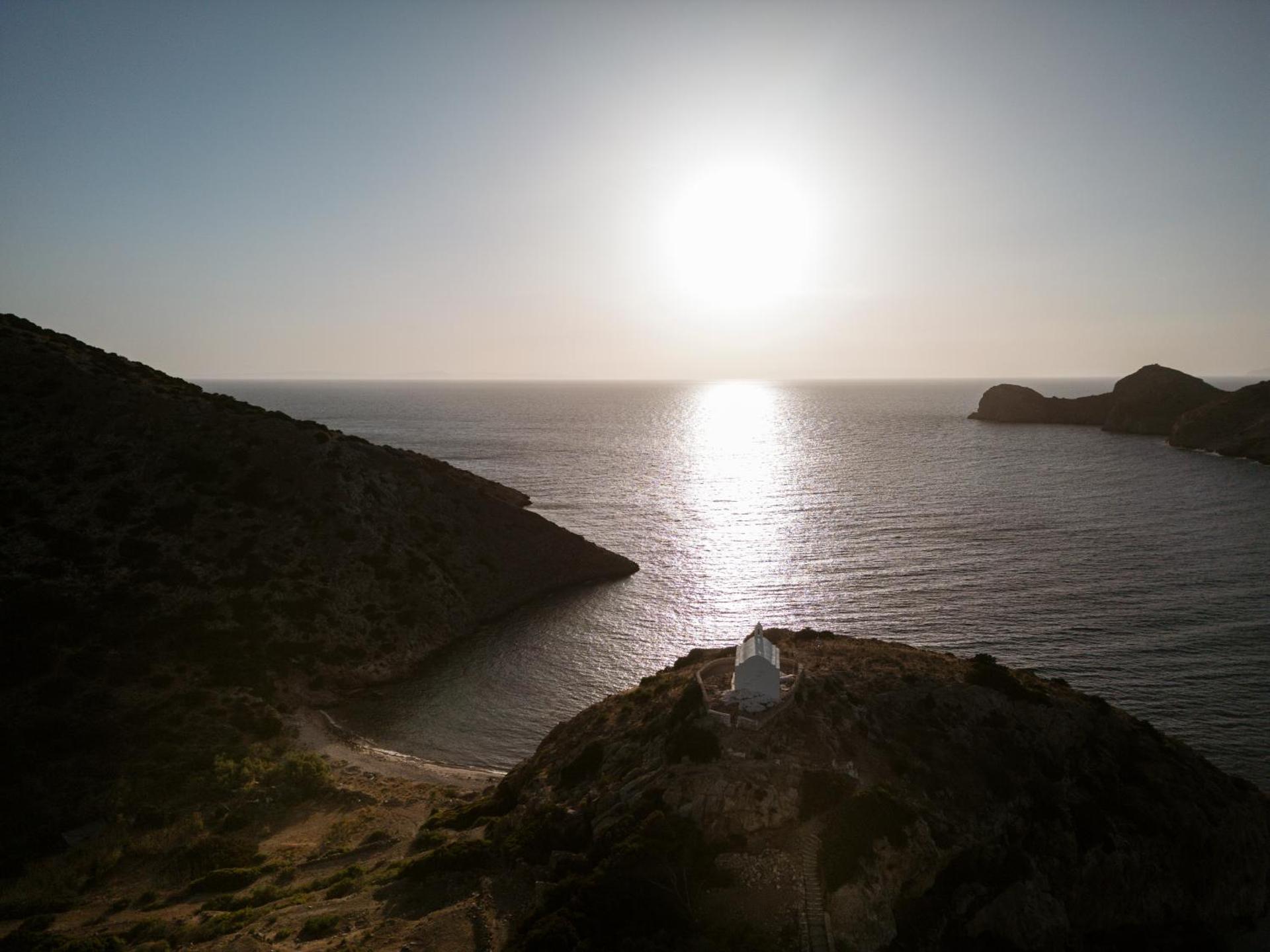 Dolphin Bay Seaside Resort & Suites - Photo 26