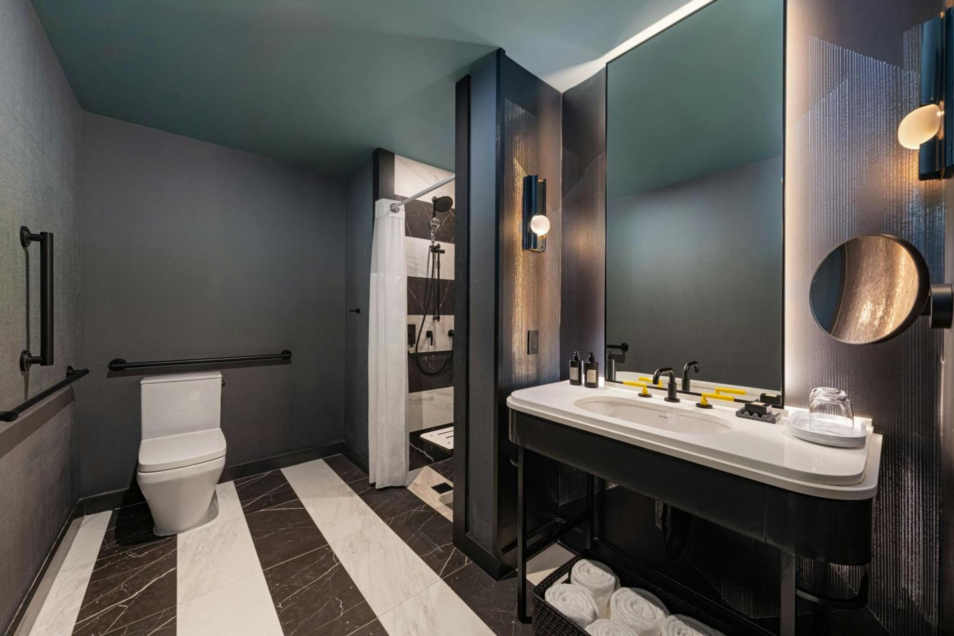 W New York - Union Square - Photo 10