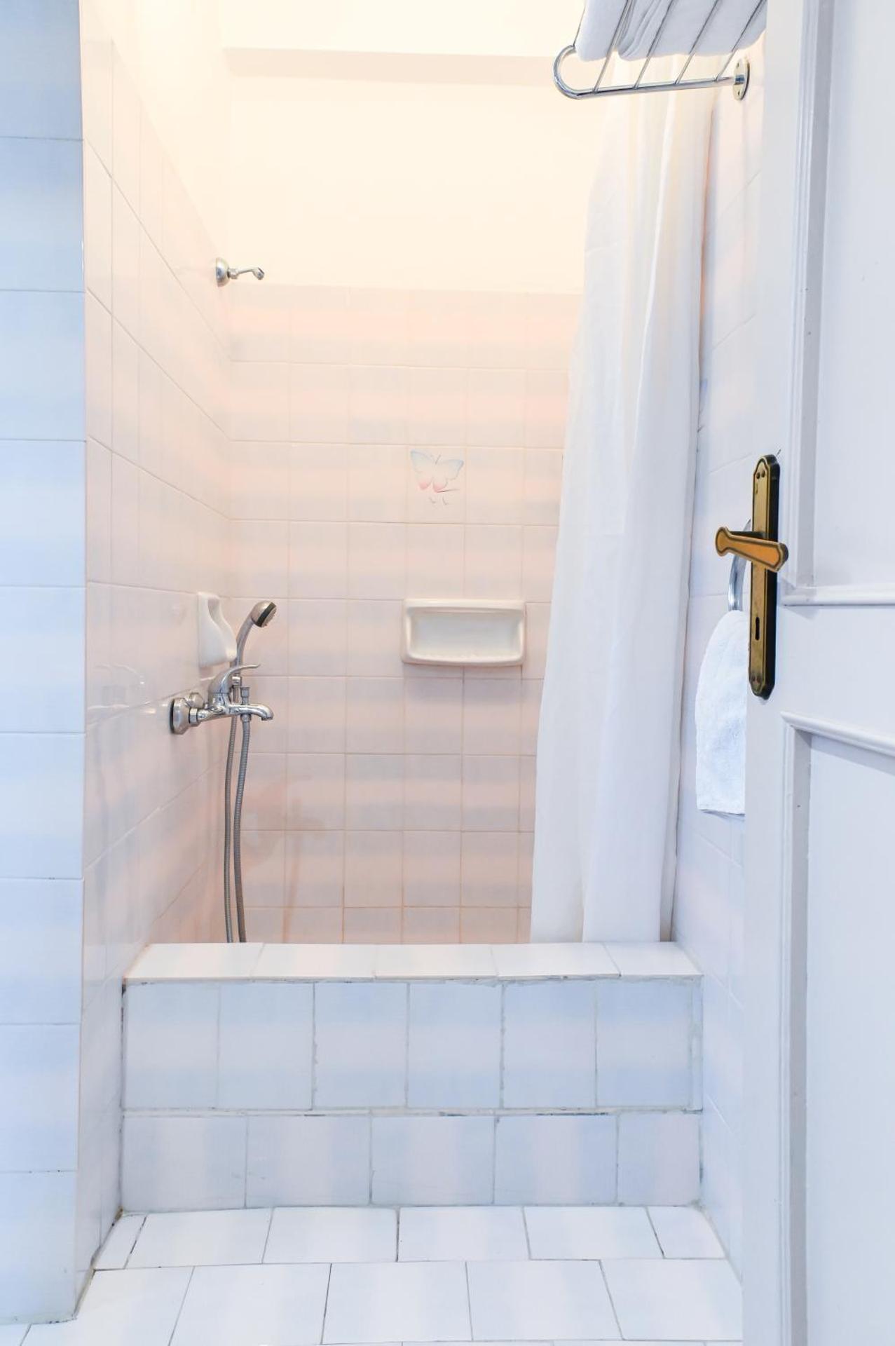 Agnanti Hotel Apartments - Photo 8