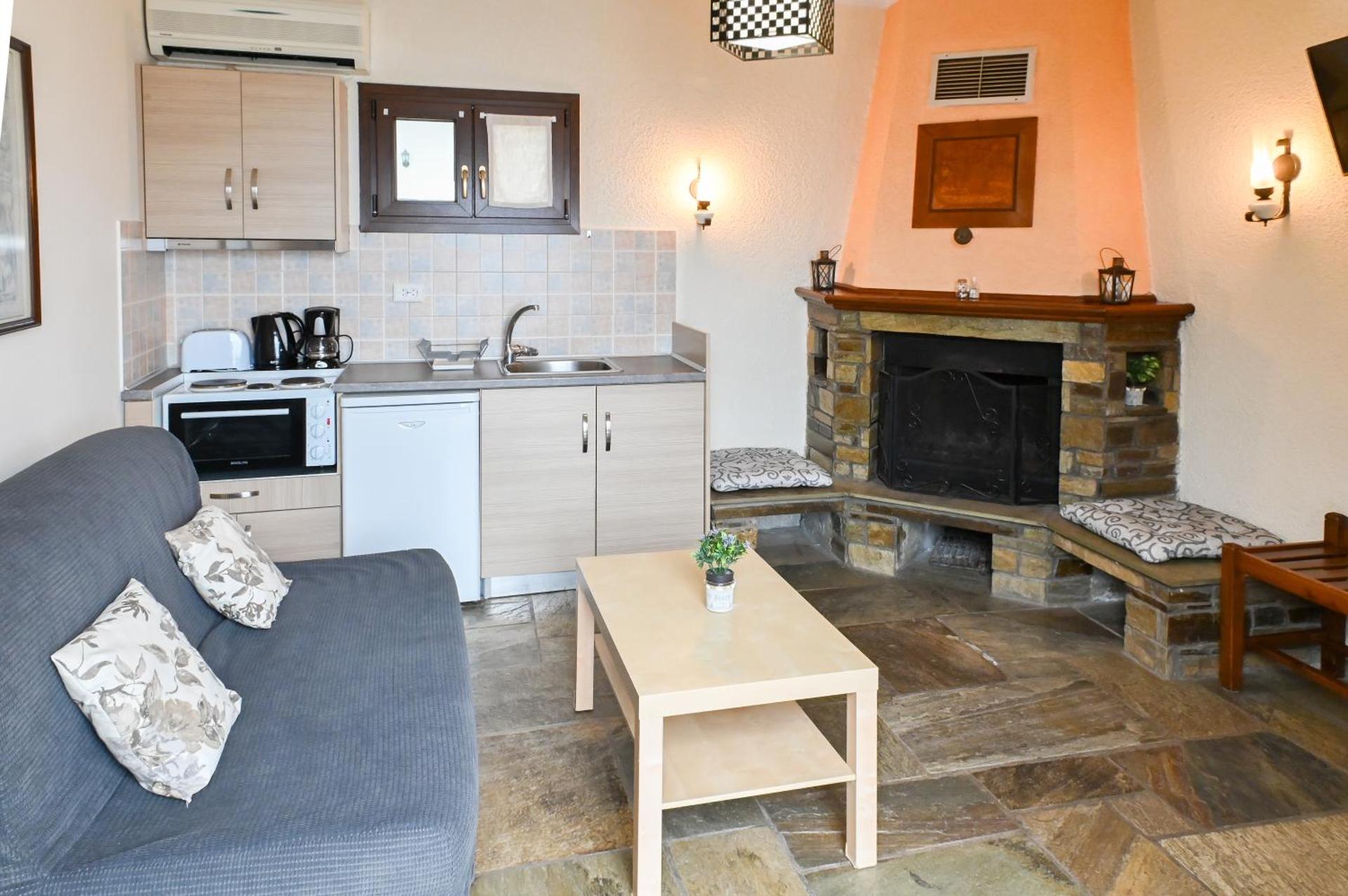 Agnanti Hotel Apartments - Photo 24