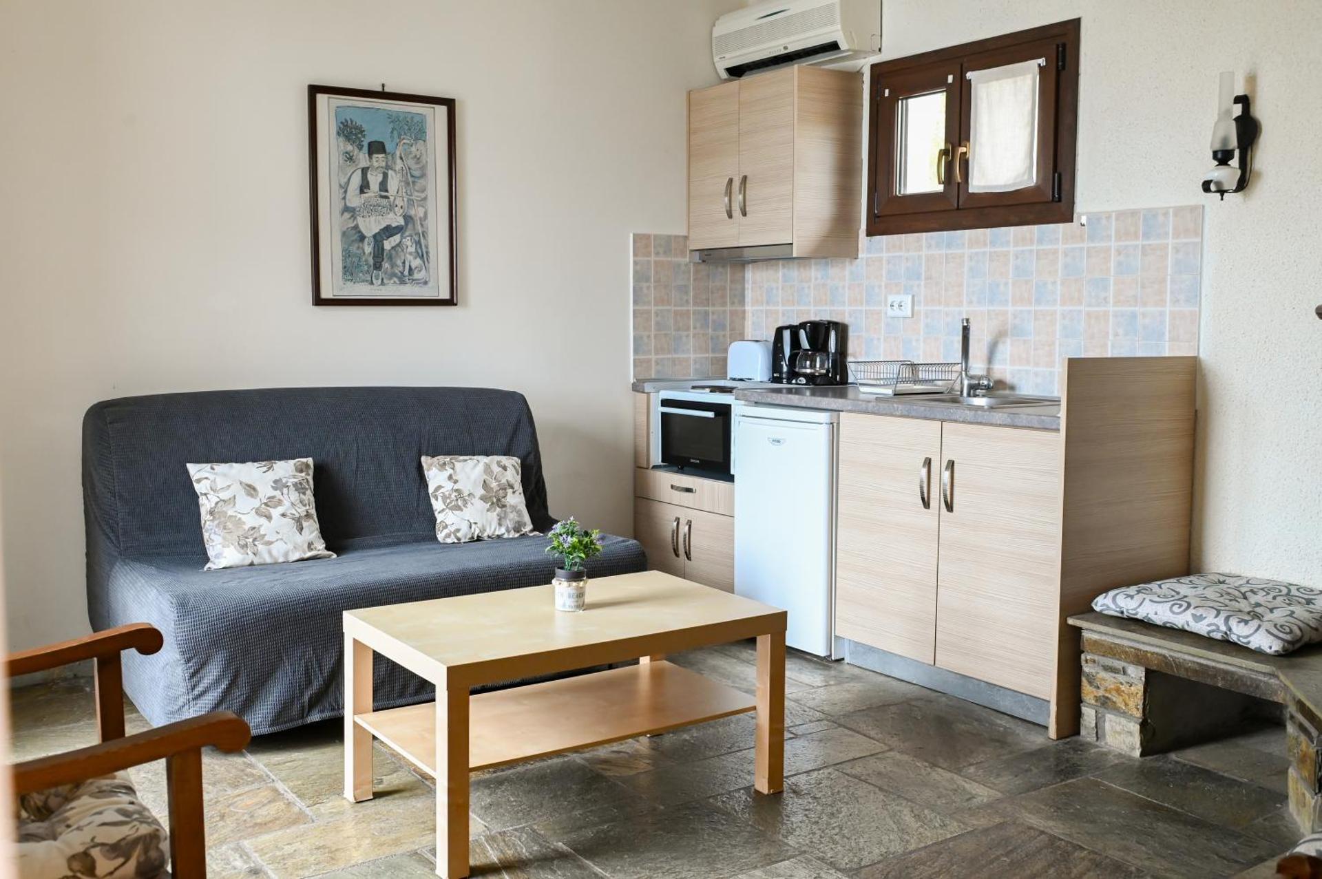 Agnanti Hotel Apartments - Photo 11