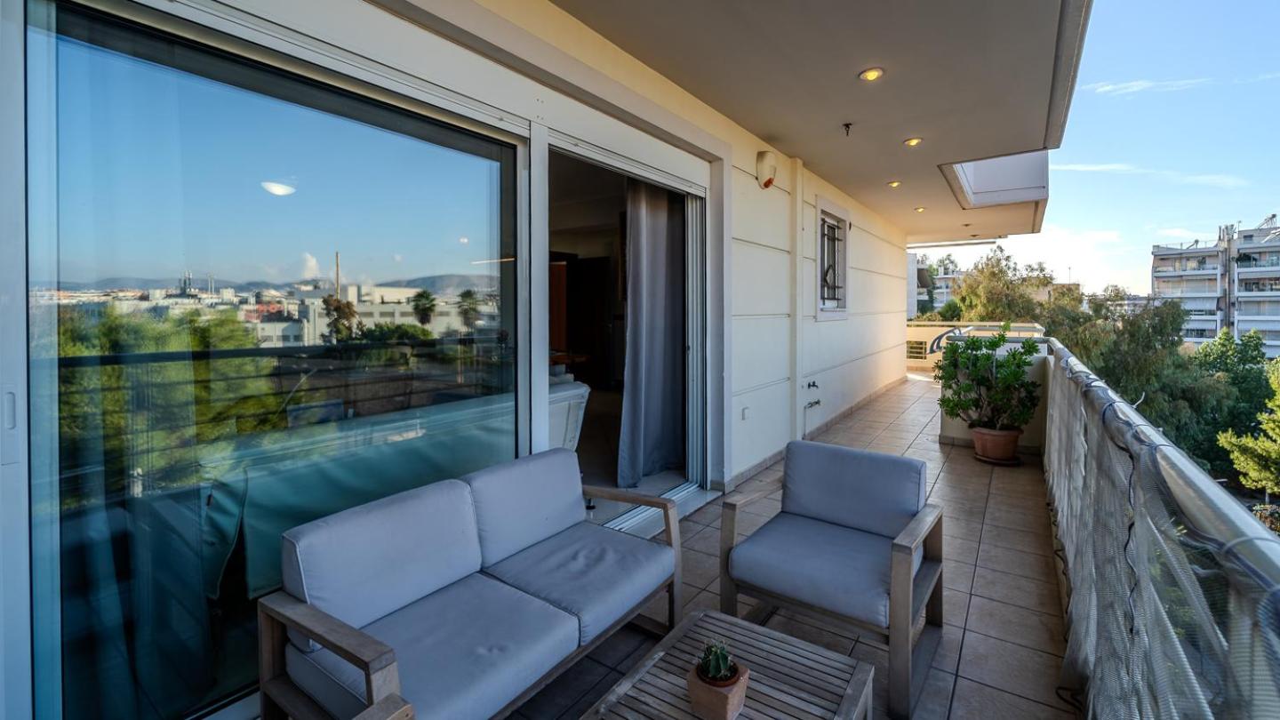 Piraeus Bright Apt - Photo 3