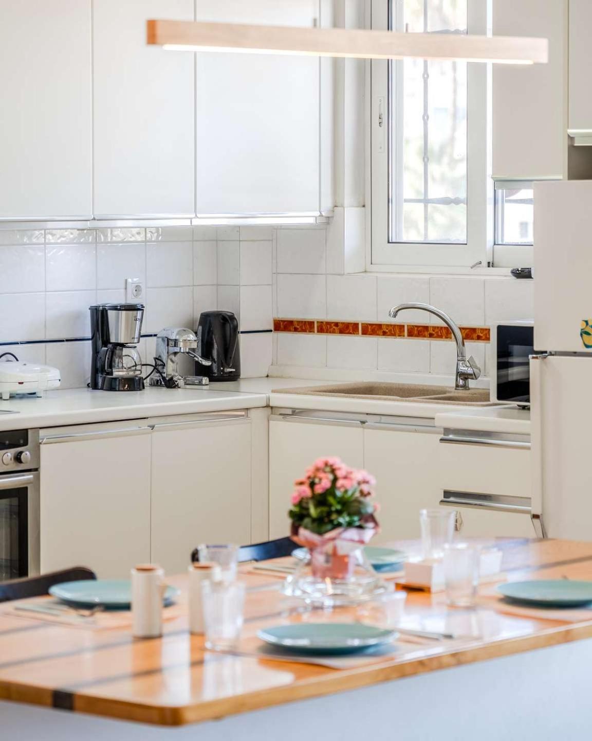 Piraeus Bright Apt - Photo 4