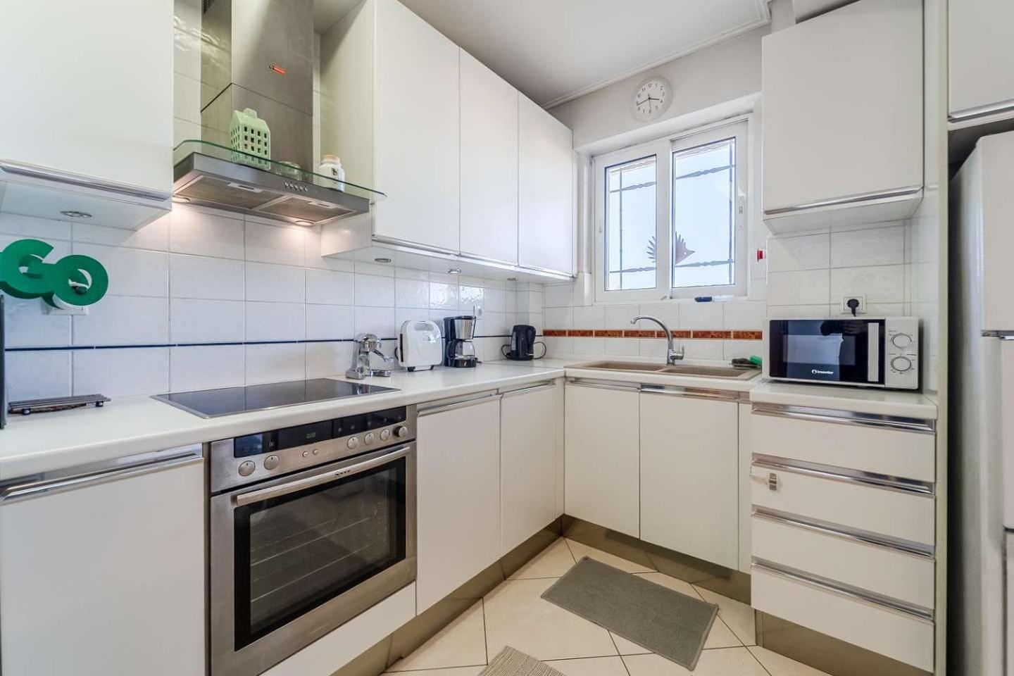 Piraeus Bright Apt - Photo 25