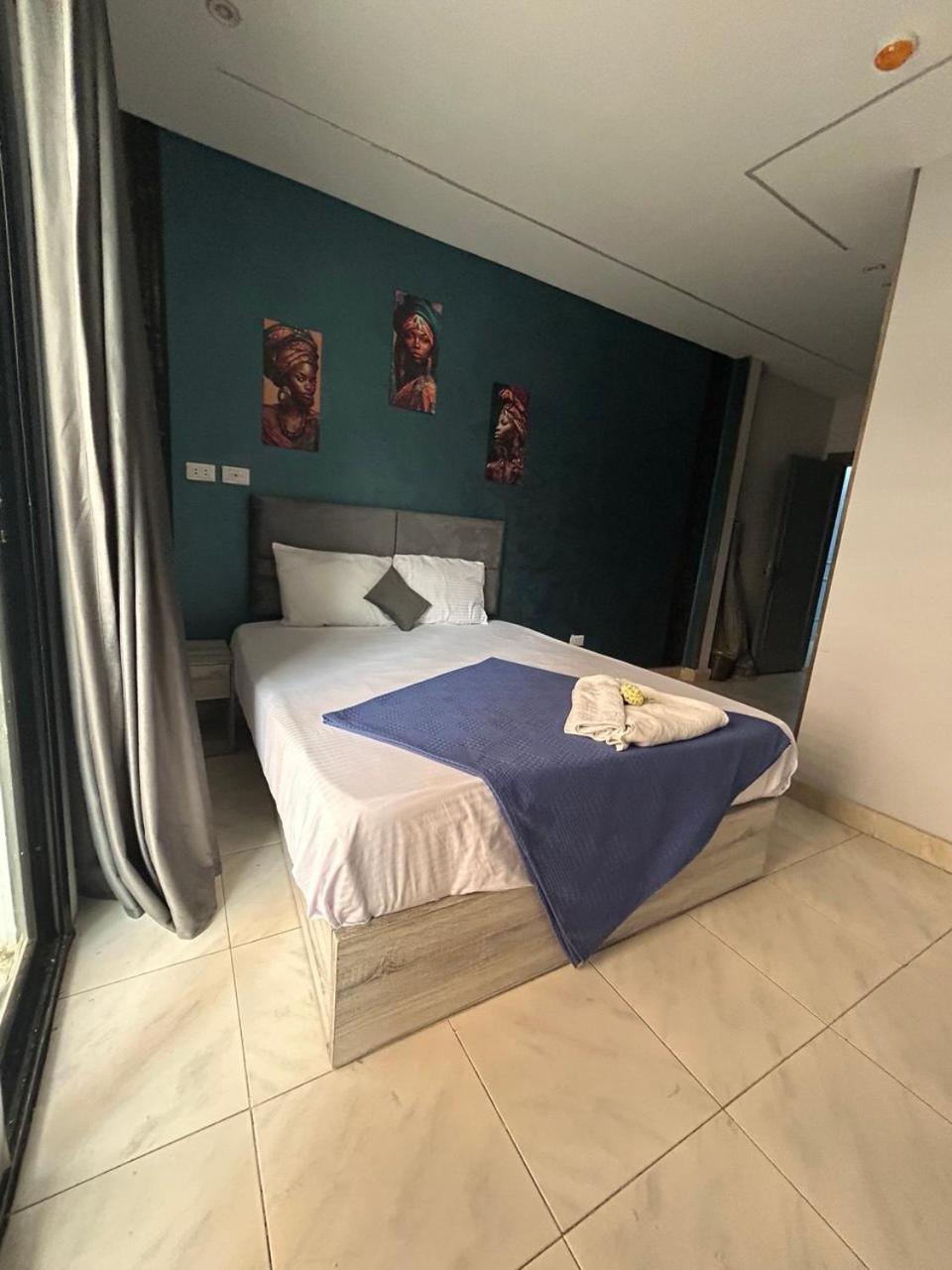 Garden City Hotel In Downtown - Photo 13