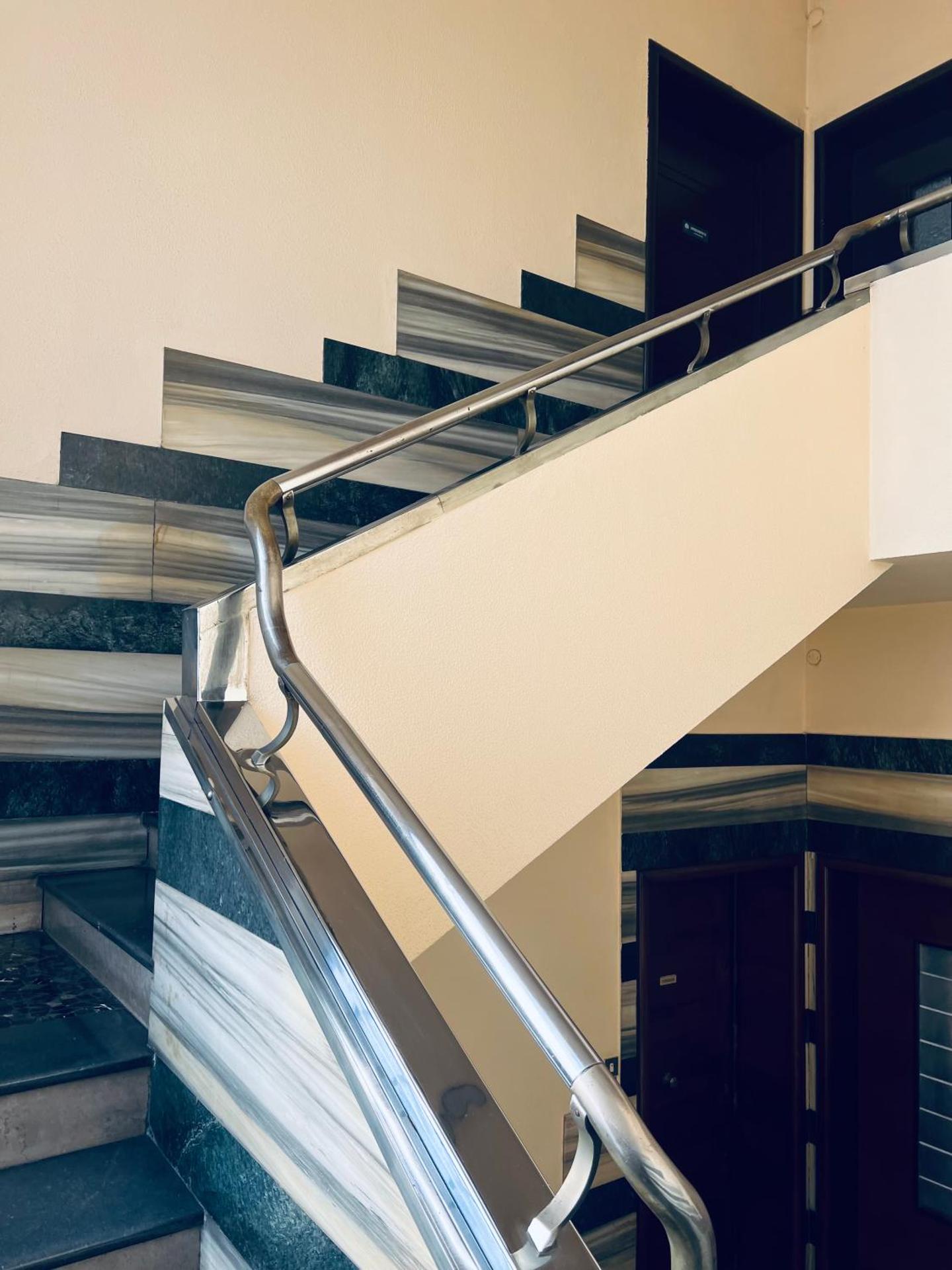 Upper Floor Passerini - Photo 17