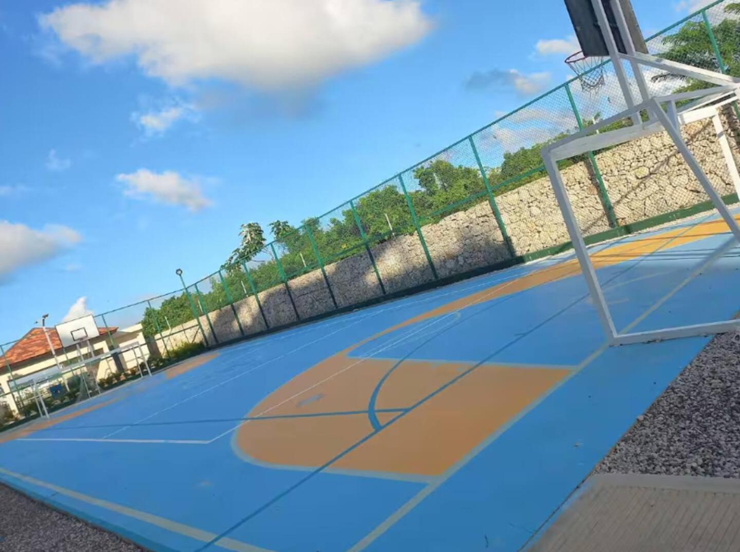 Tropical Dream, 2 Hab, 2 Baños, Terraza, Piscina, WiFi de Alta Velocidad Gratis - Photo 4