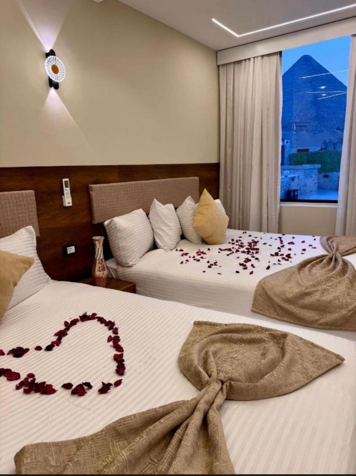 Lumora Pyramids InN - Photo 3