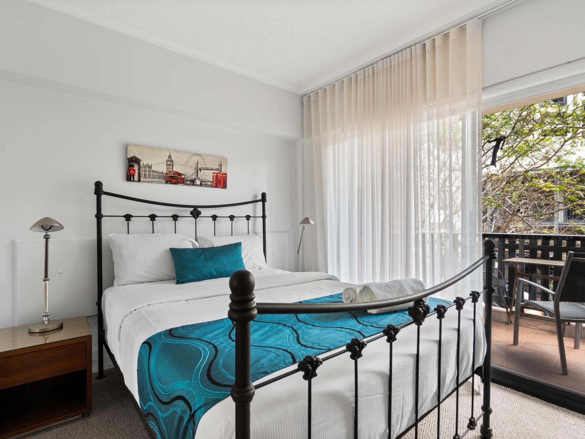 Central Brunswick Apartment Hotel - Photo 46