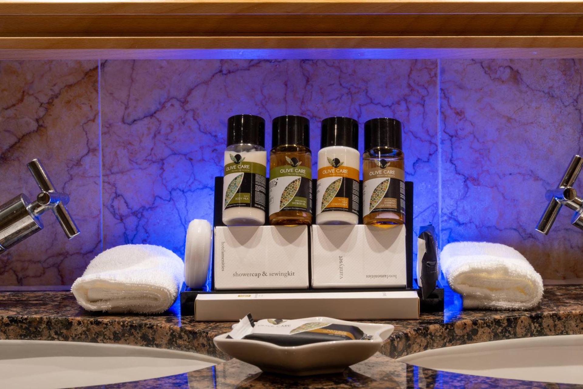 Constantinou Bros Asimina Suites Hotel - Photo 7