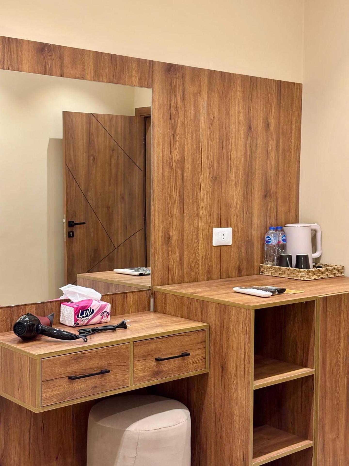 The Palace Pyramids View Hotel - Photo 77