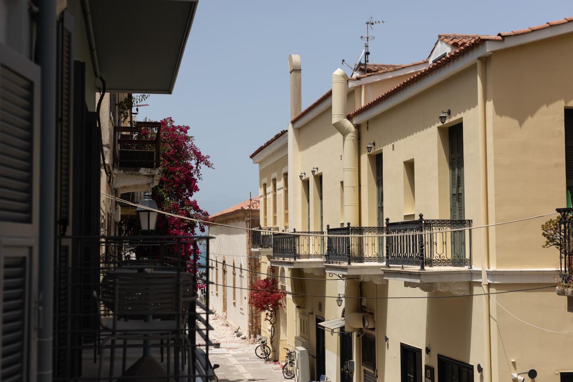 Amymone and Adiandi - Photo 190