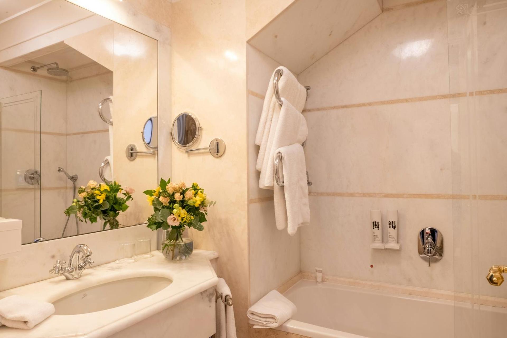 Grand Hotel Continental Siena - Starhotels Collezione - Photo 32