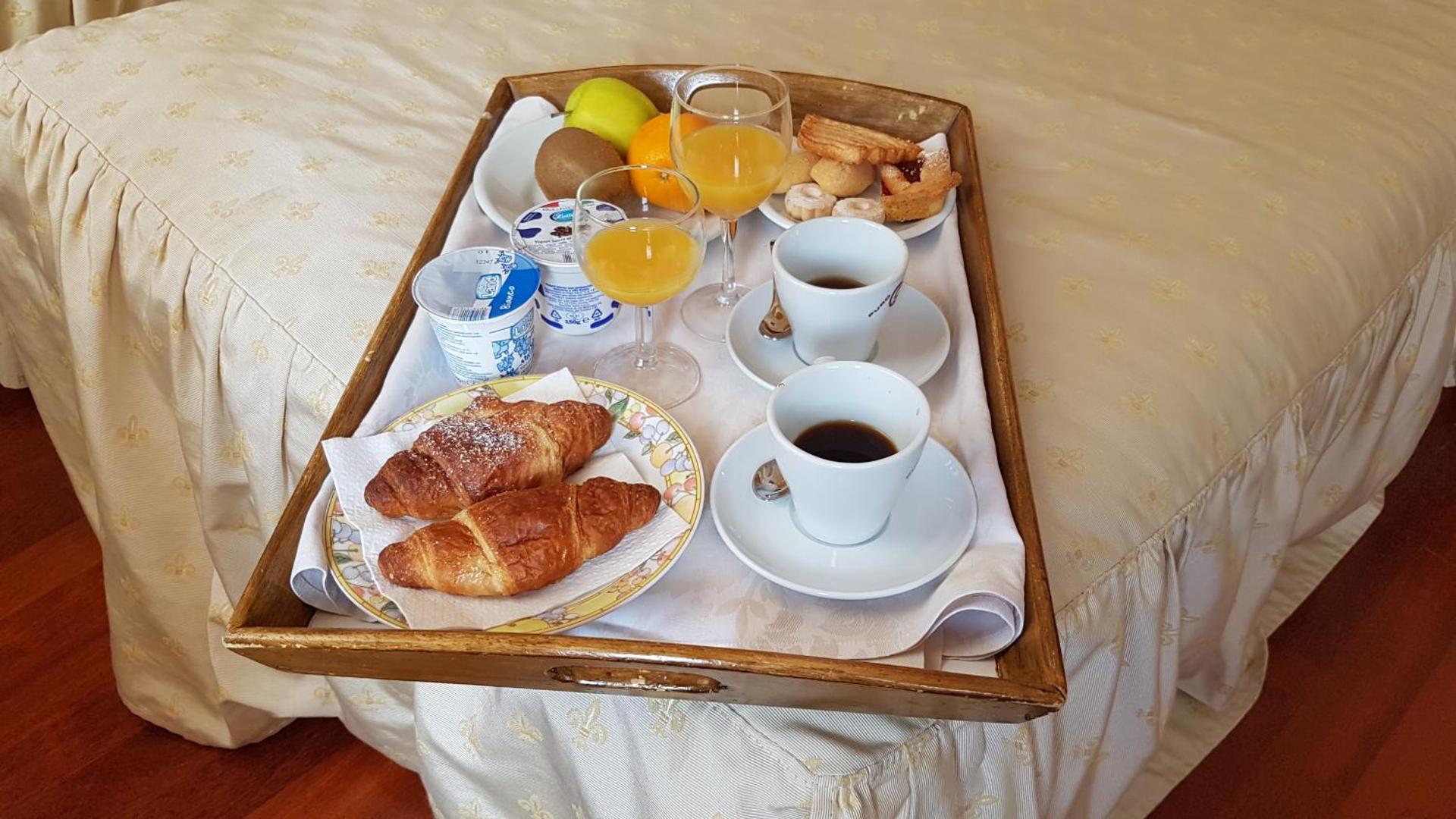 Hotel Minerva - Photo 163