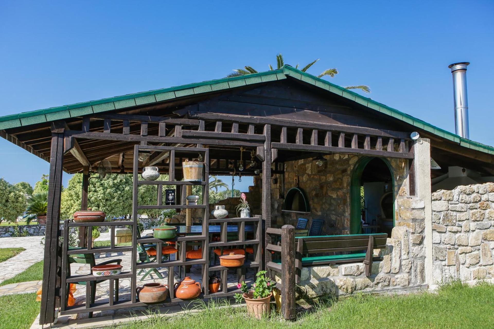 Sandy Beach Villas and Apartments - Photo 97