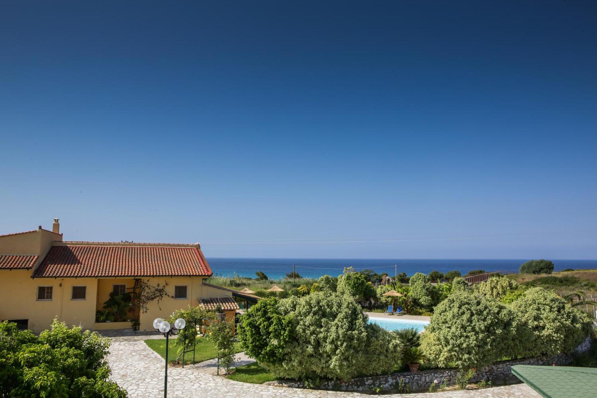 Sandy Beach Villas and Apartments - Photo 114