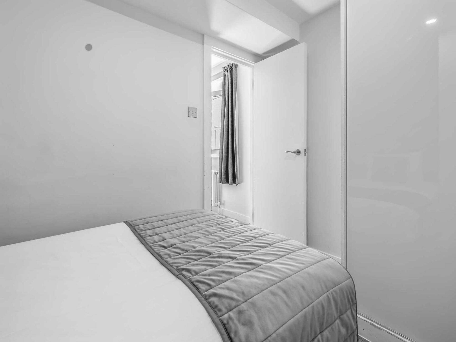 Chelsea Cloisters Serviced Apartments - Photo 23
