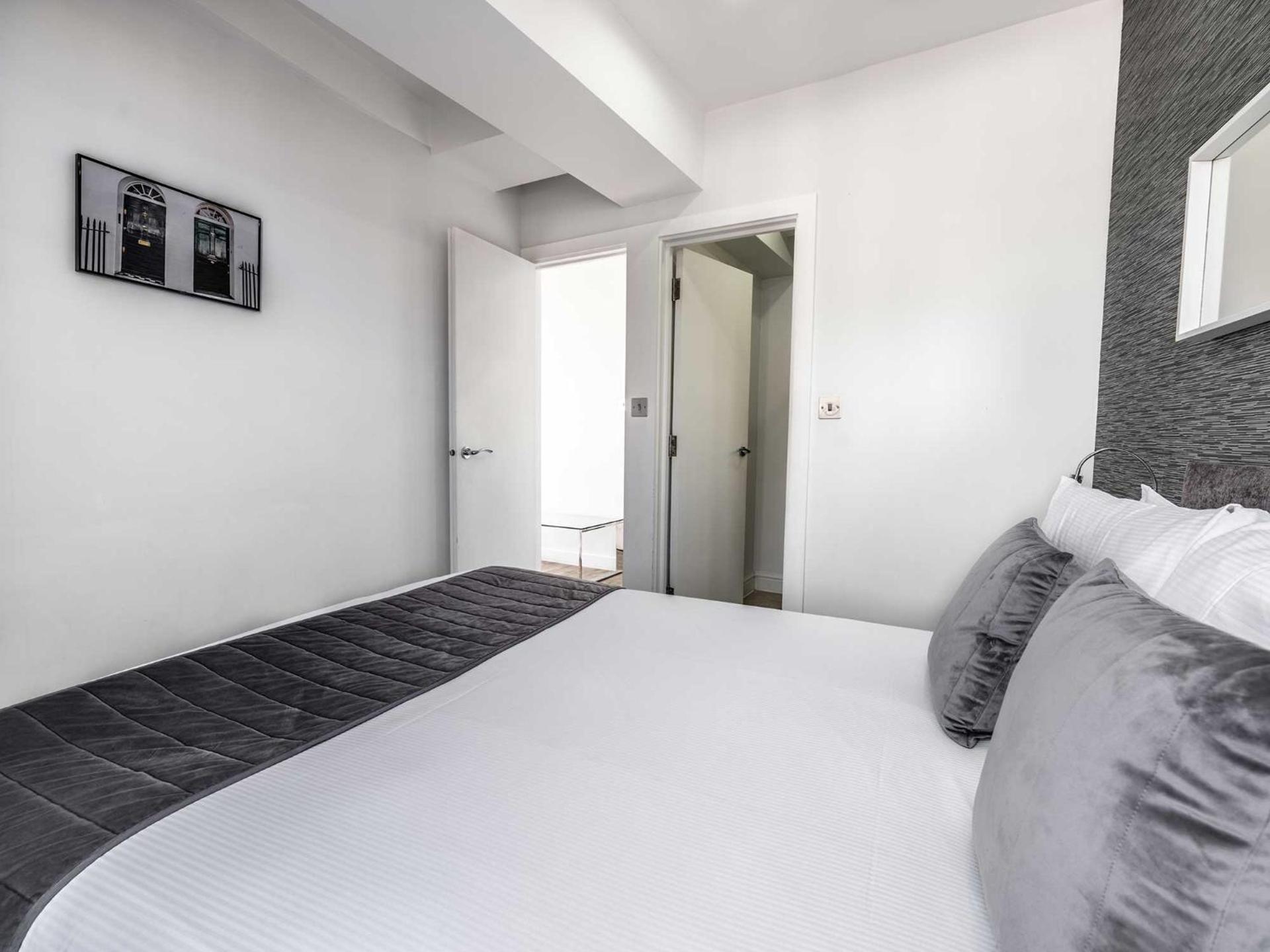 Chelsea Cloisters Serviced Apartments - Photo 15