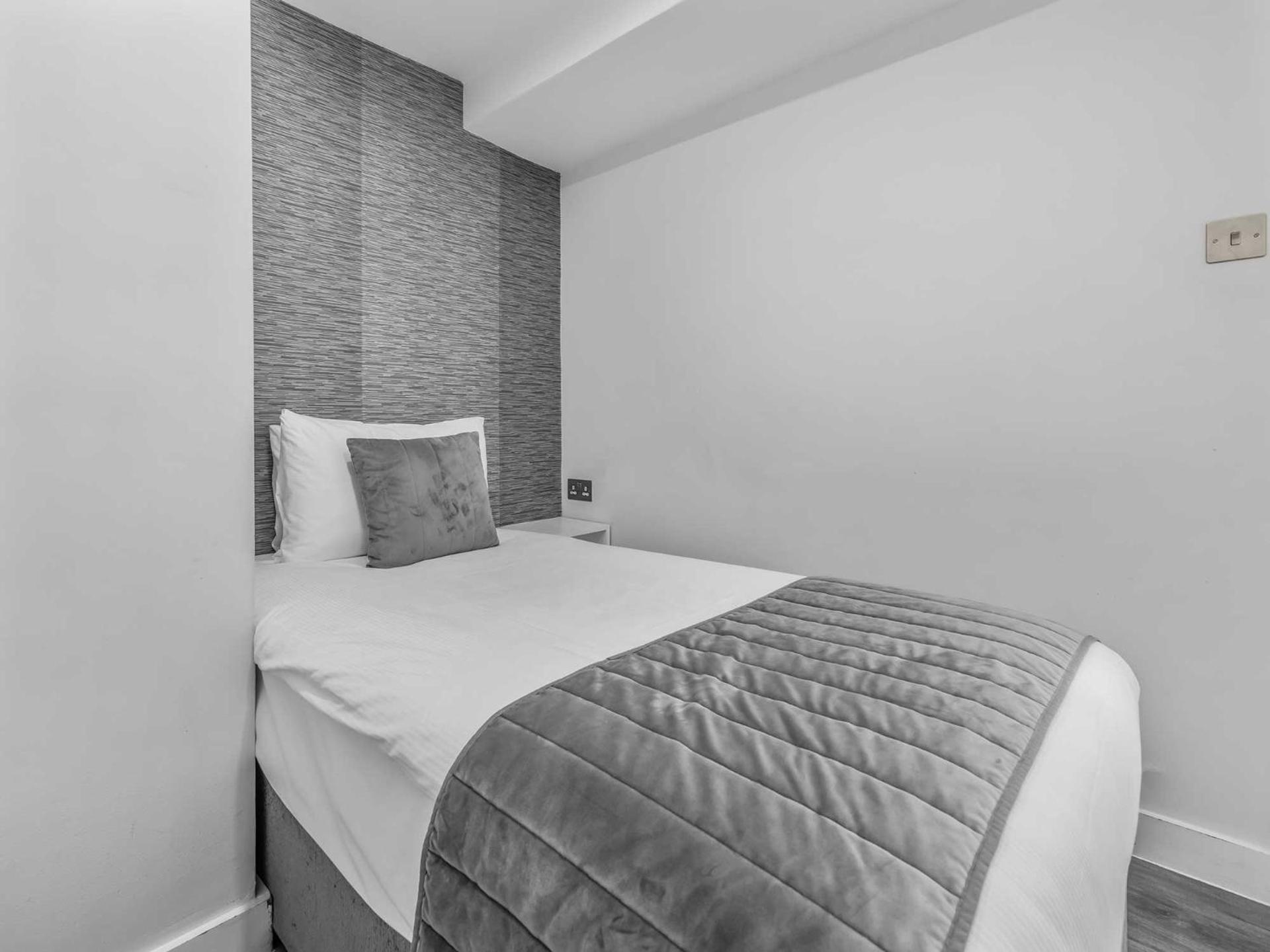 Chelsea Cloisters Serviced Apartments - Photo 21