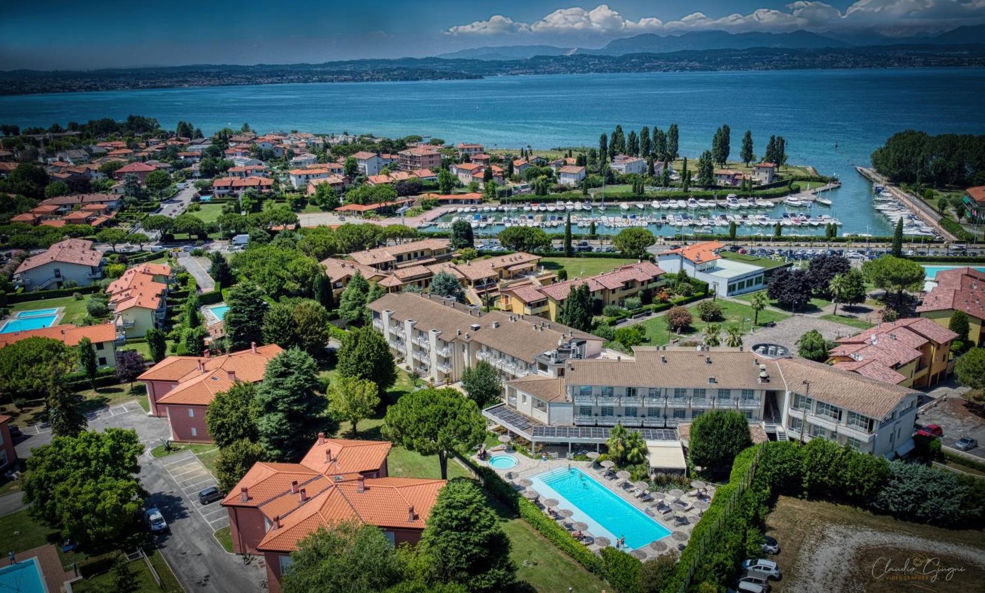 Hotel Du Parc - Photo 100