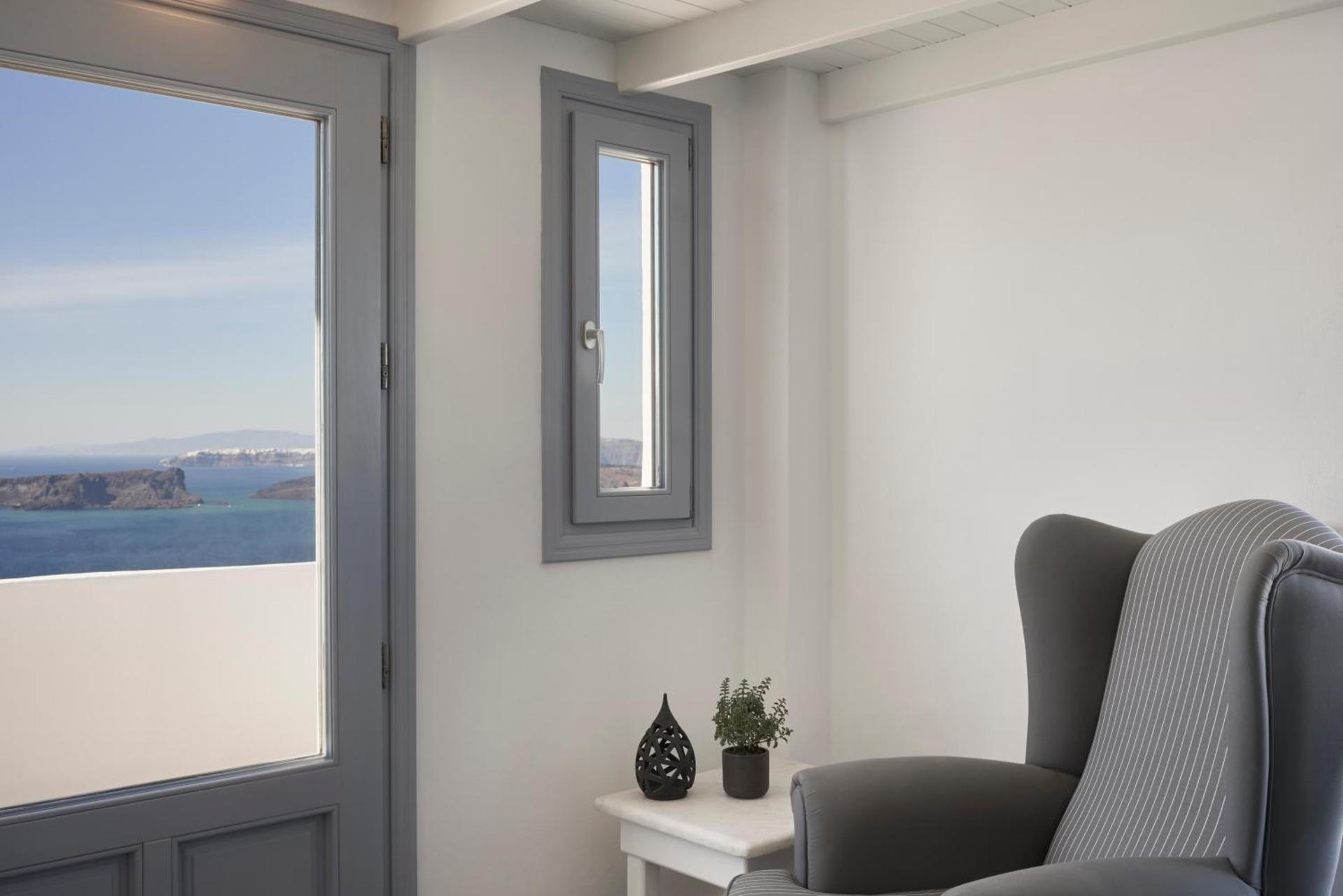 Apanemo Hotel & Suites - Photo 31