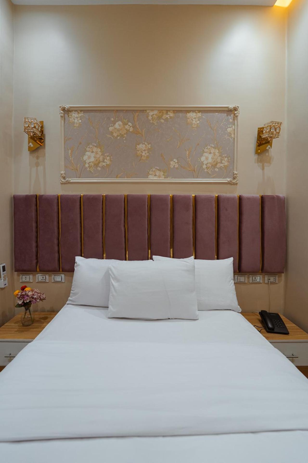 KASTELLO ROIAL PLAzA - Photo 56