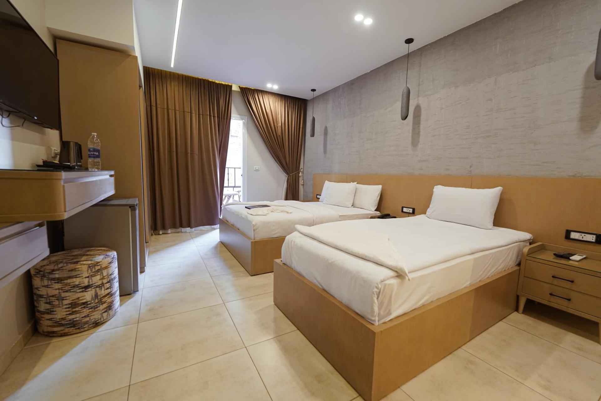 KASTELLO ROIAL PLAzA - Photo 36