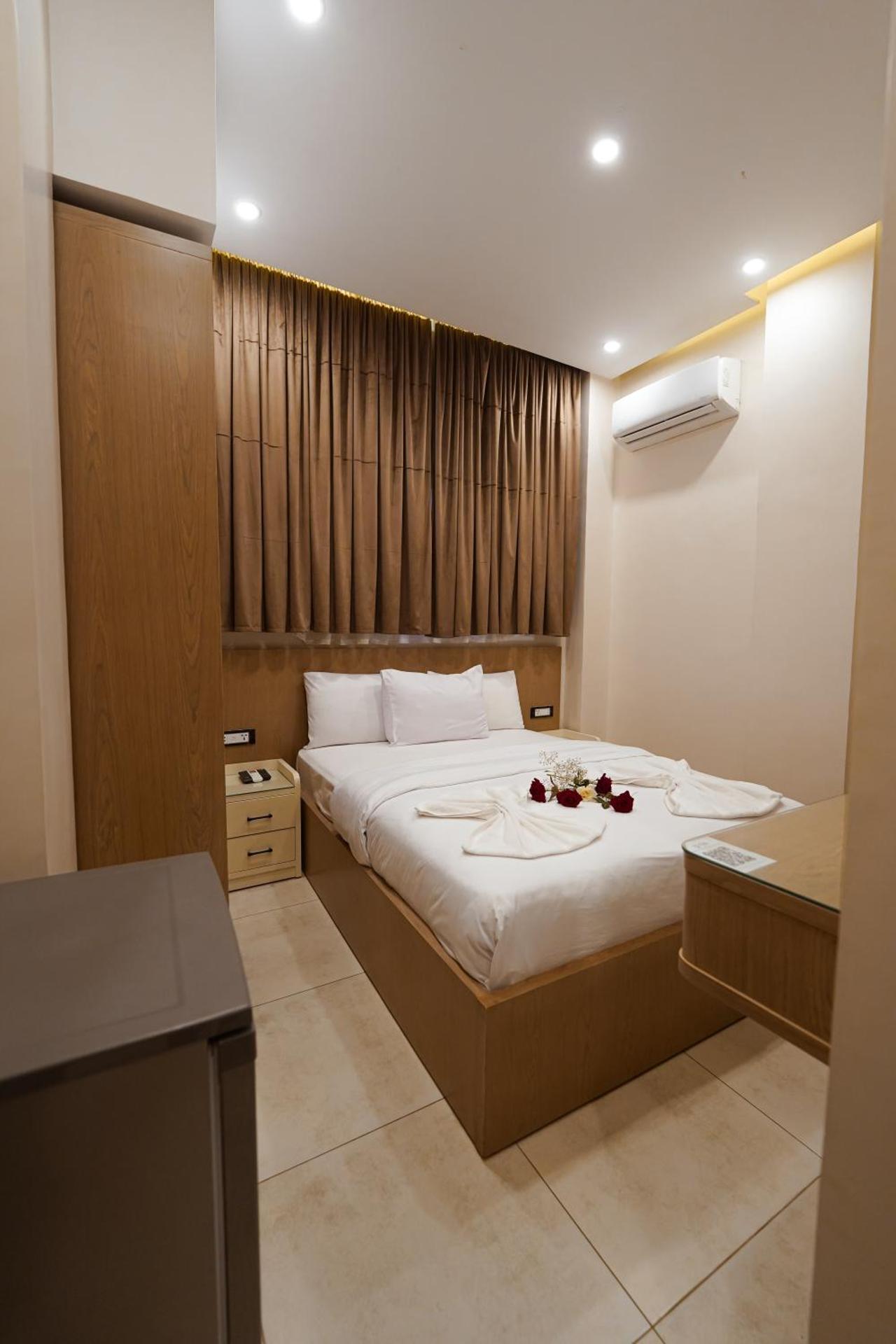 KASTELLO ROIAL PLAzA - Photo 54