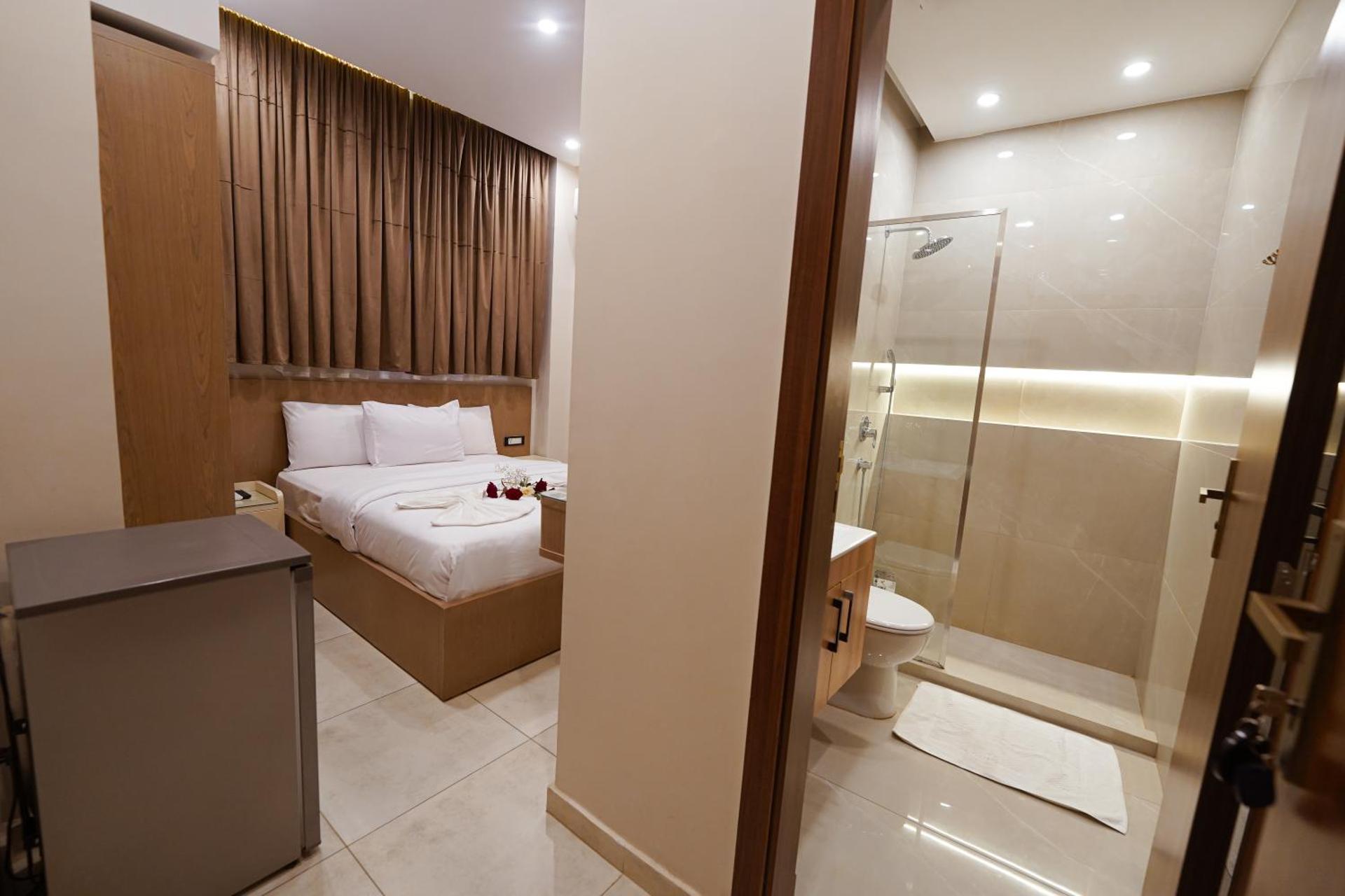 KASTELLO ROIAL PLAzA - Photo 53