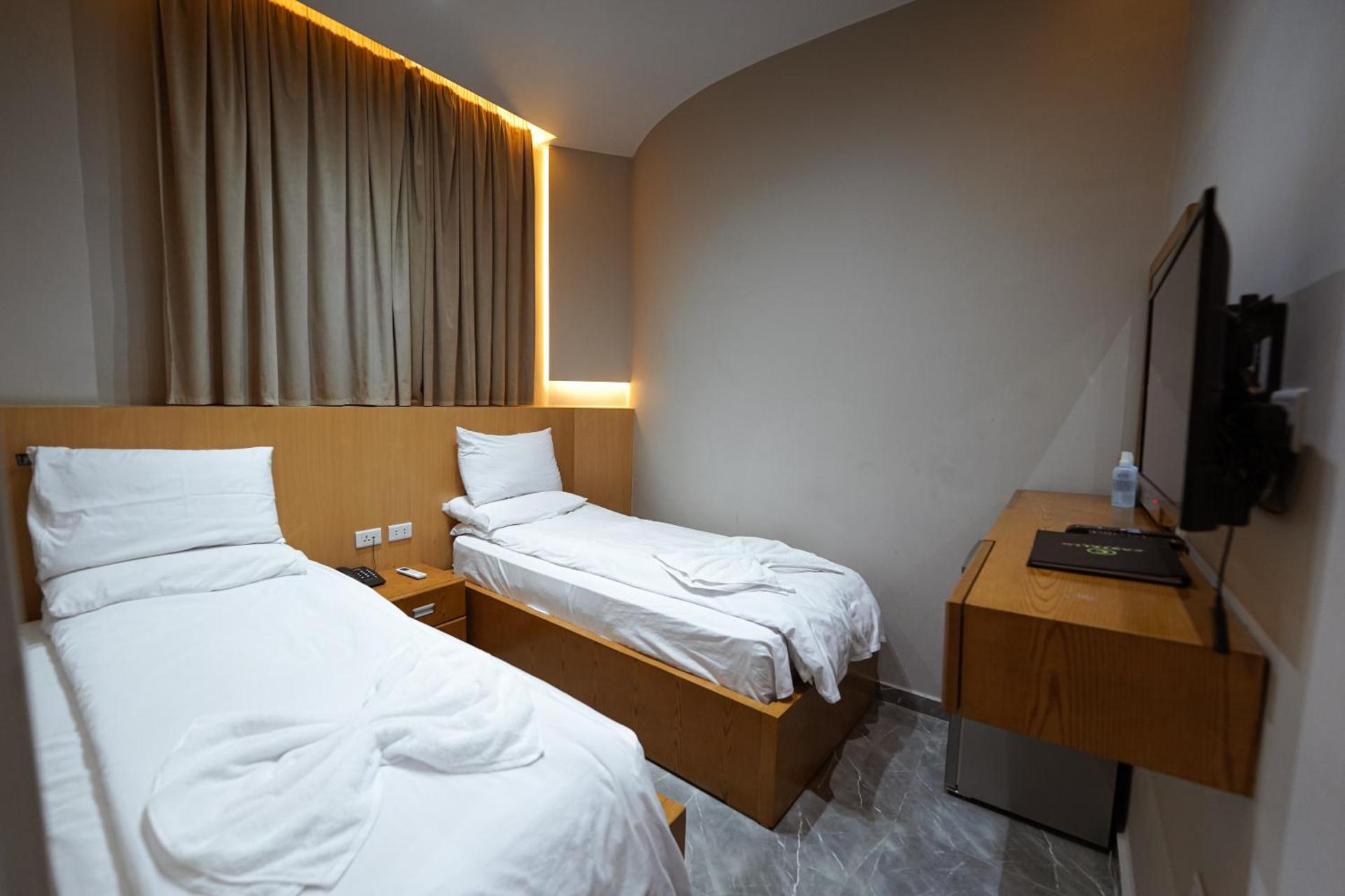 KASTELLO ROIAL PLAzA - Photo 71