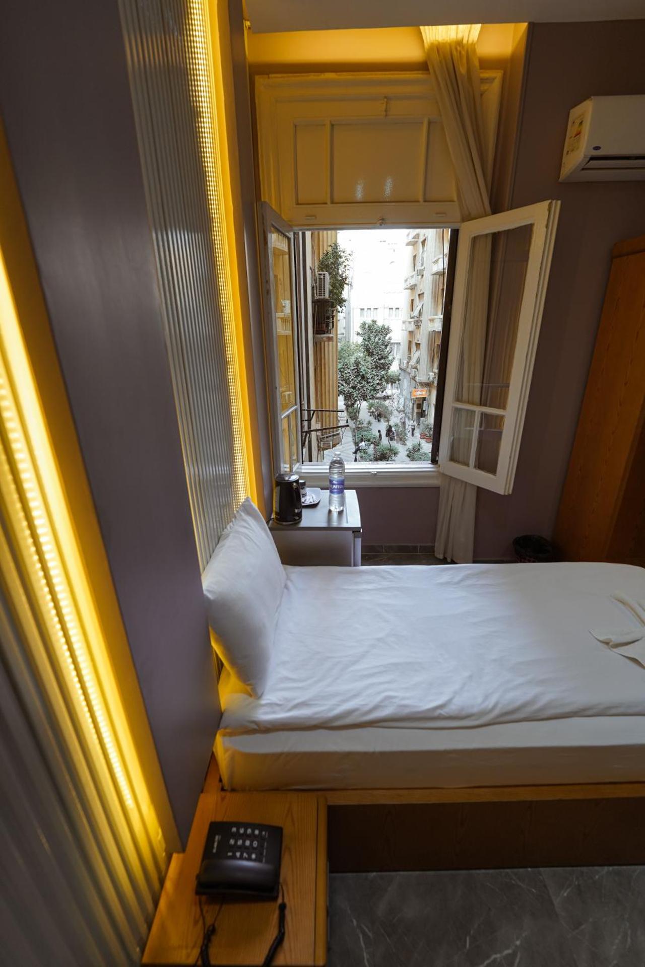 KASTELLO ROIAL PLAzA - Photo 72