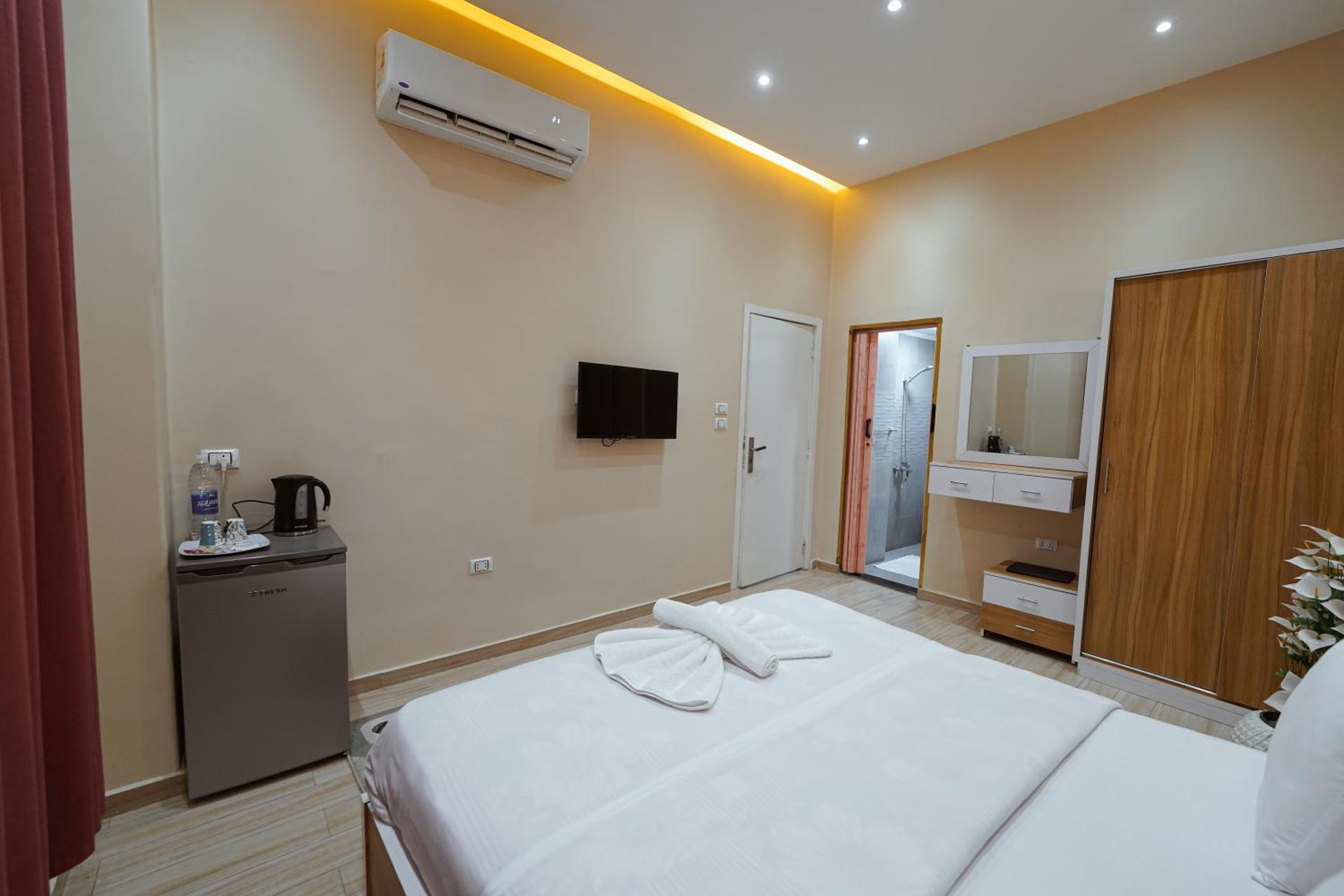 KASTELLO ROIAL PLAzA - Photo 77