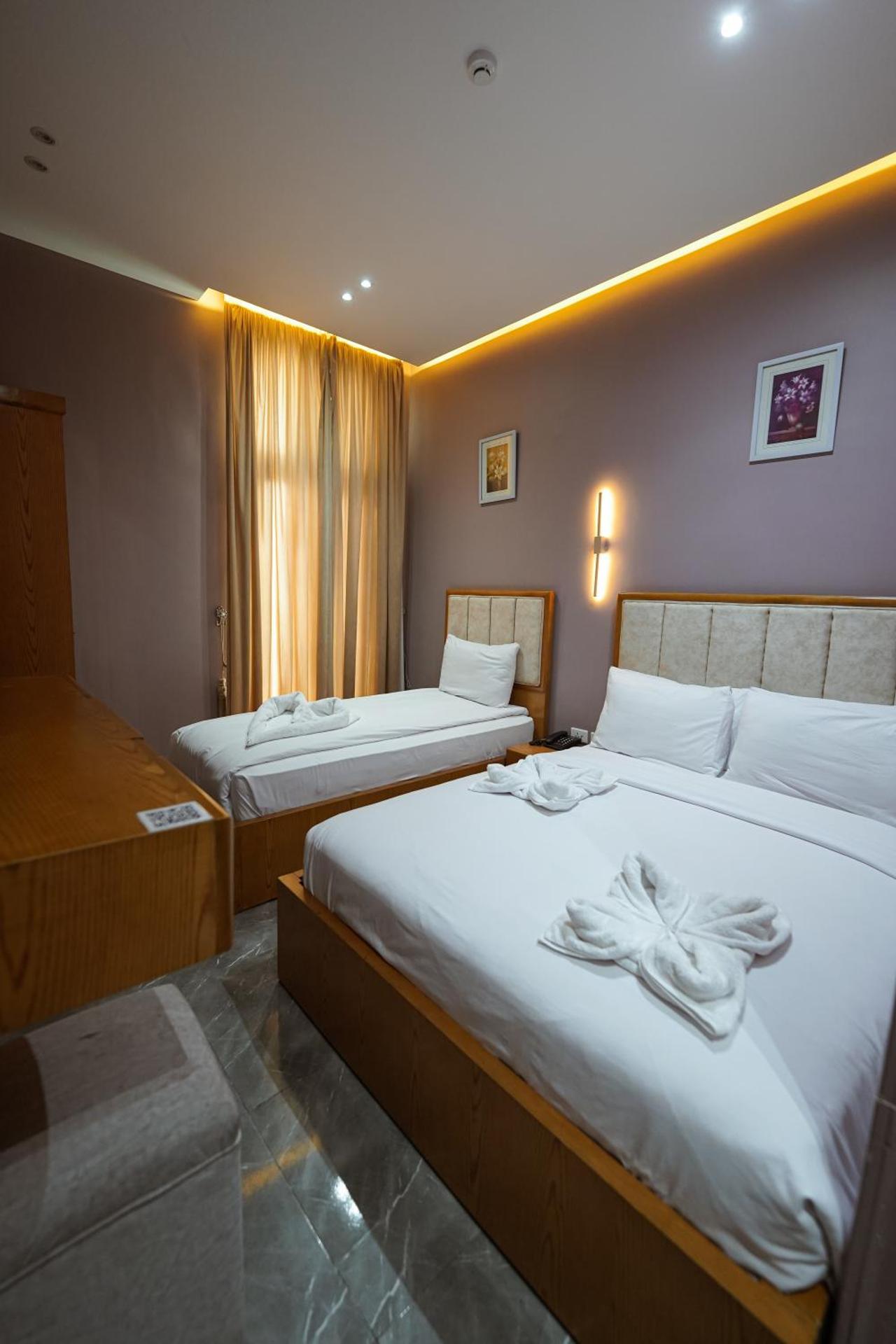 KASTELLO ROIAL PLAzA - Photo 88