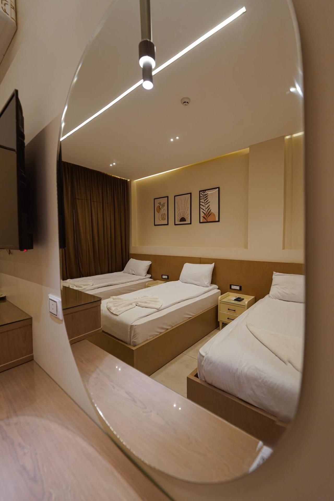 KASTELLO ROIAL PLAzA - Photo 34