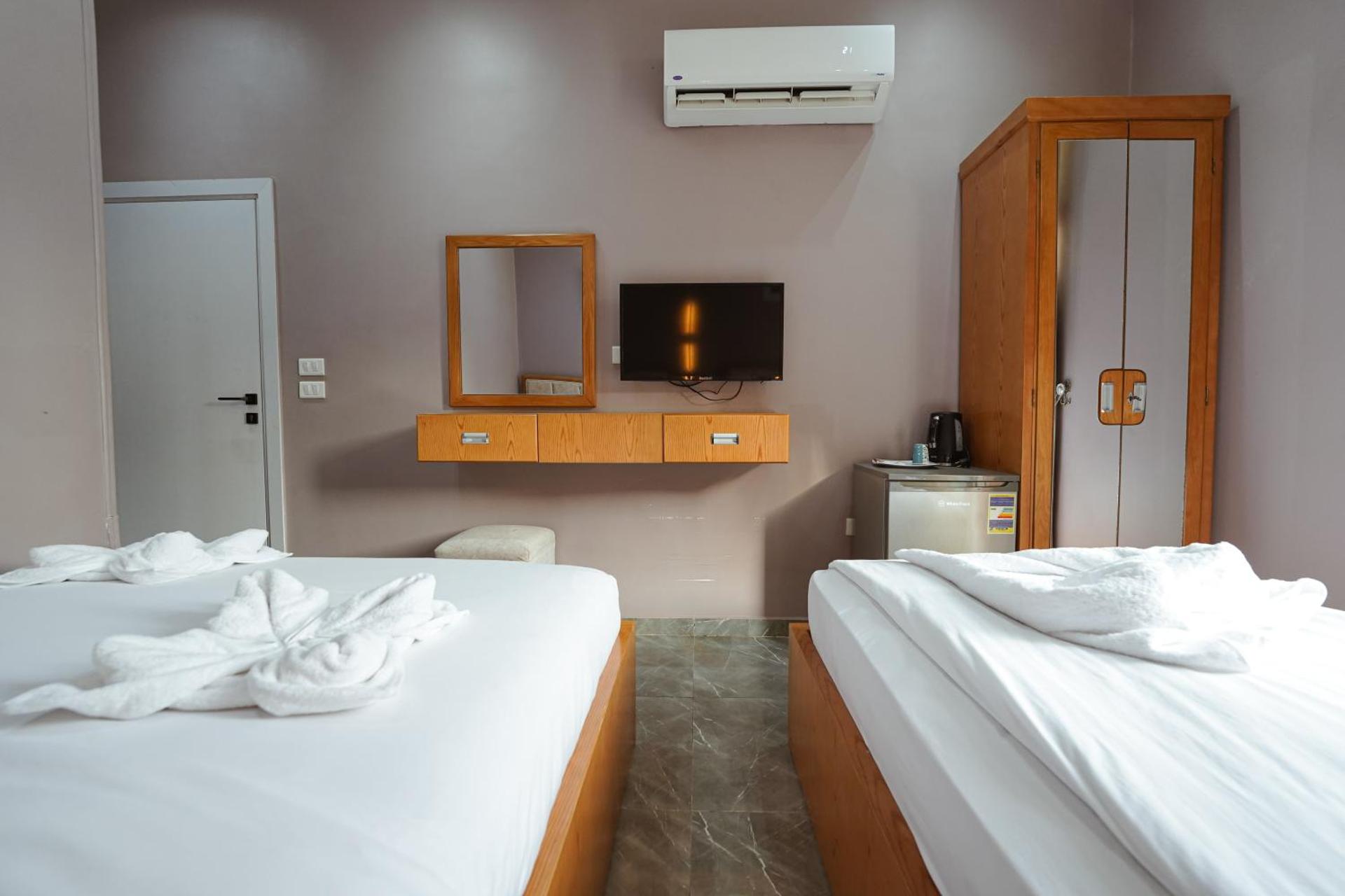 KASTELLO ROIAL PLAzA - Photo 38