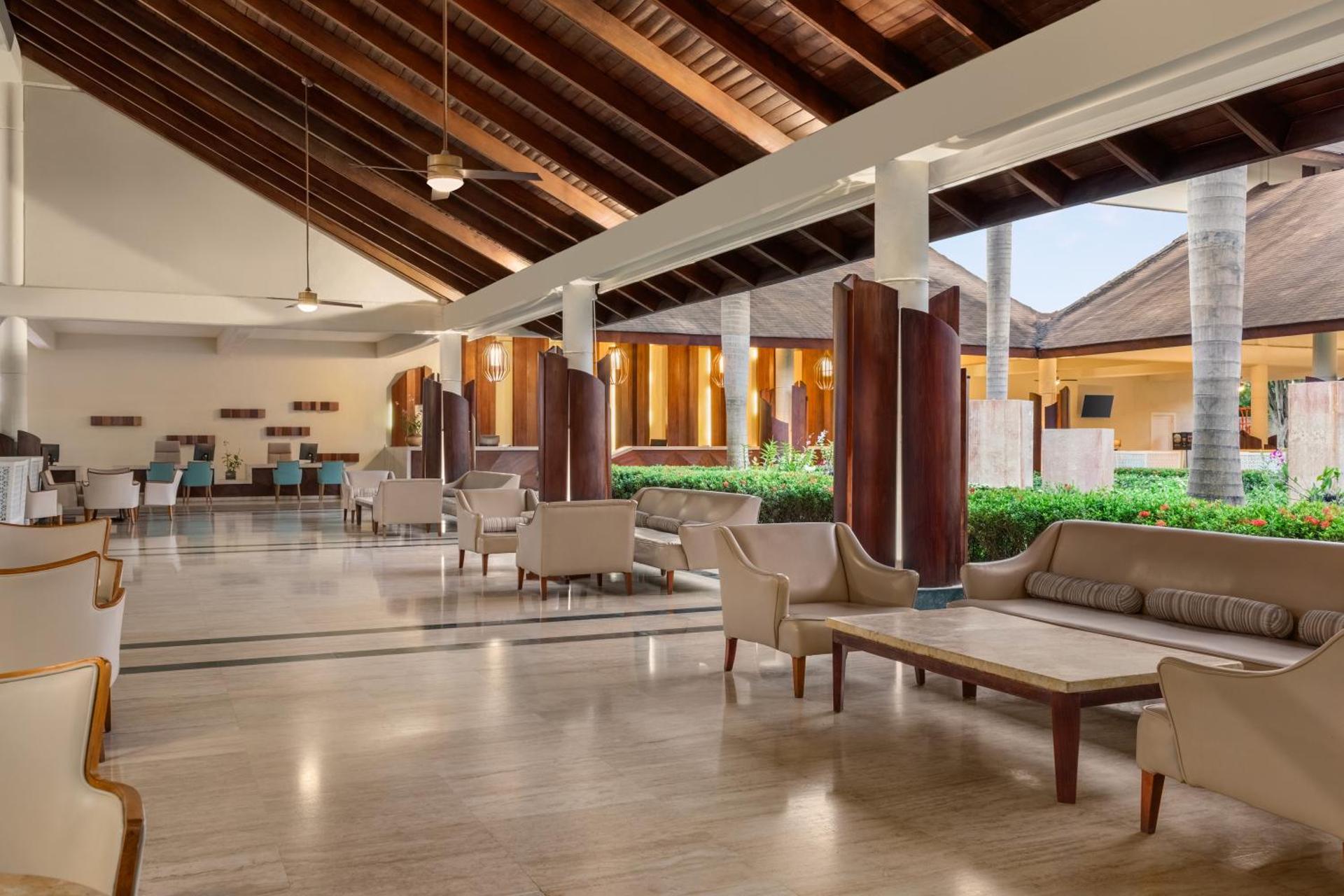 Grand Palladium Palace Resort Spa & Casino - All Inclusive - Photo 13