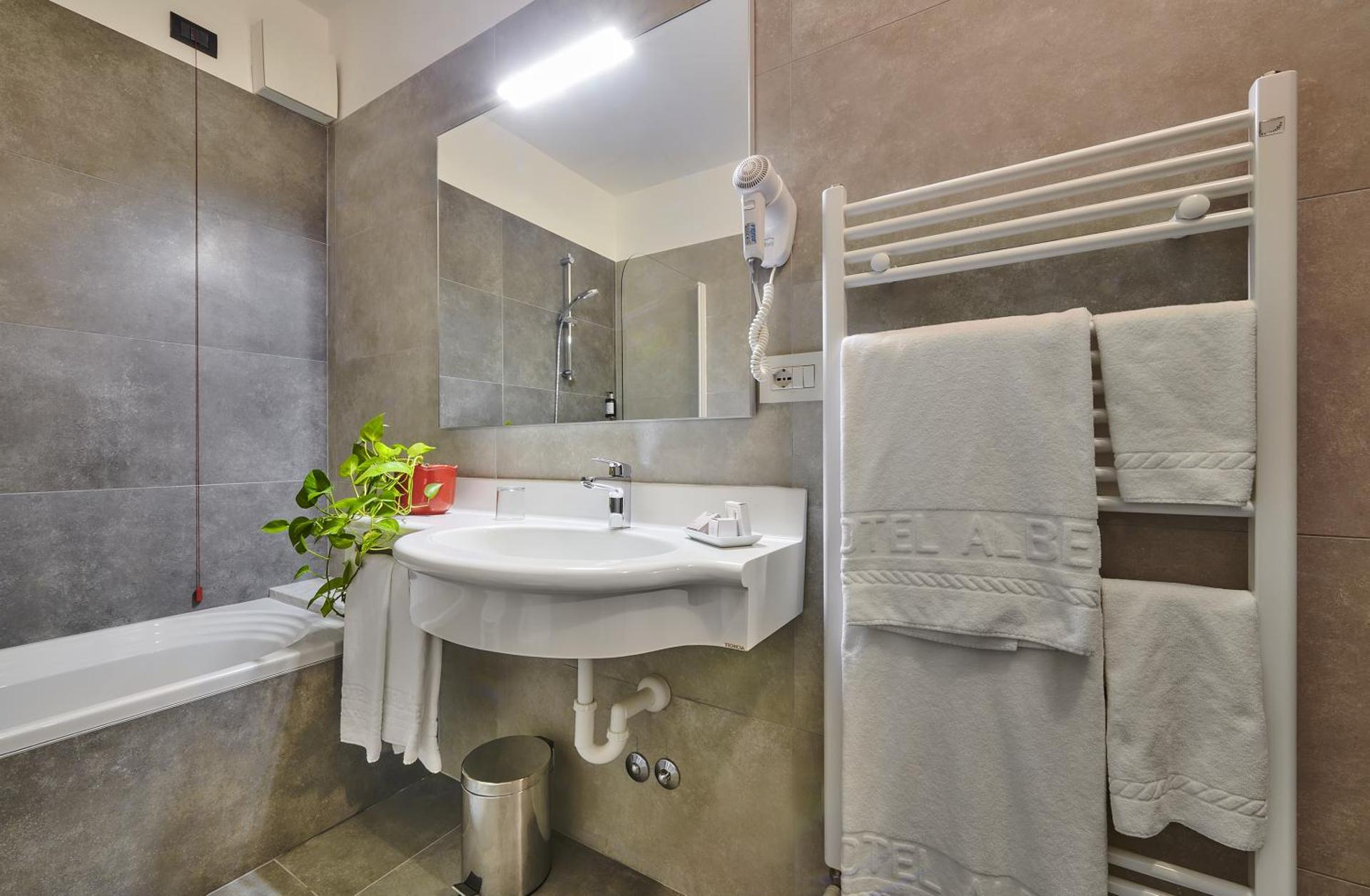 Hotel Alberi - Photo 34